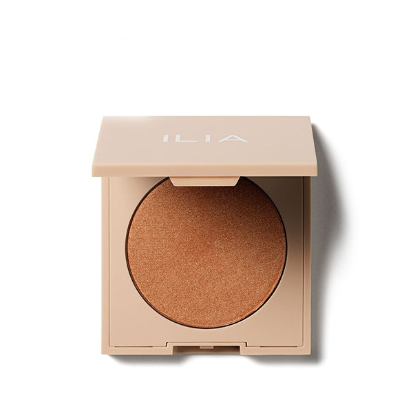 ILIA Beauty - Daylite Highlighting Powder - Fame - Product shot