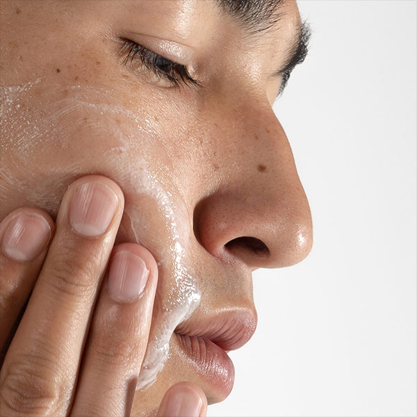 Haeckels - Prebiotic Cleansing Balm - Mood shot 2