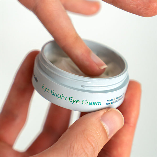 Haeckels - Eye Bright Eye Cream - Mood shot 1