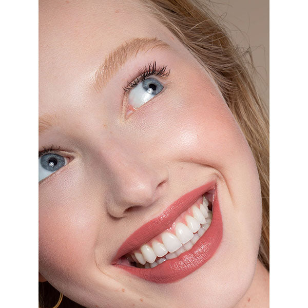 ILIA Beauty - Limited Lash Mascara  - Model 5