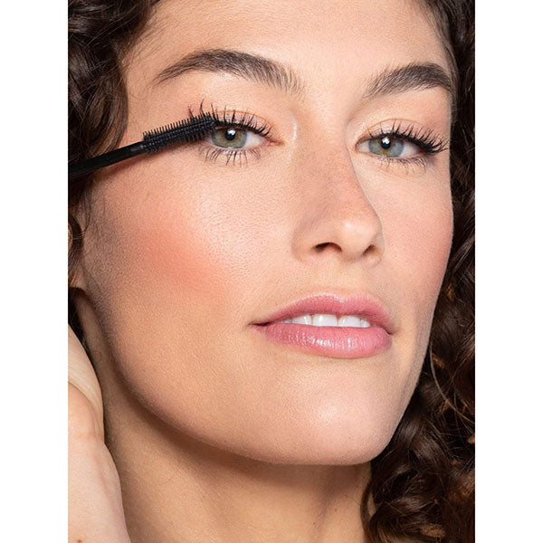 ILIA Beauty - Limited Lash Mascara  - Model 6