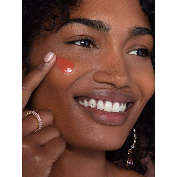 ILIA Beauty - Color Haze Multi-Use Pigment  - Model 3