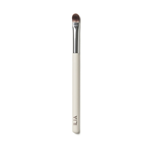 ILIA Beauty - Shadow Brush - Product shot