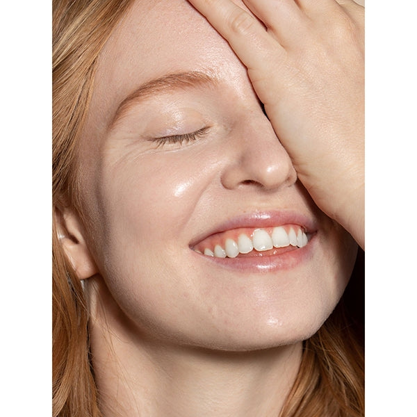 ILIA Beauty - Super Serum Skin Tint SPF 30 - Model 2