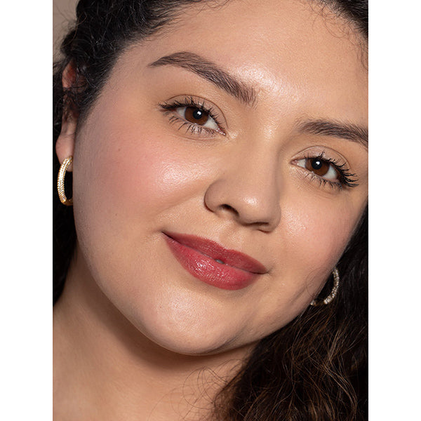 ILIA Beauty - Balmy Tint Hydrating Lip Balm - Wanderlust - Model 1