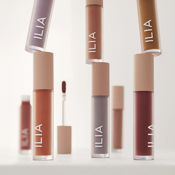 ILIA Beauty - Liquid Powder Matte Eye Tint - Mood shot