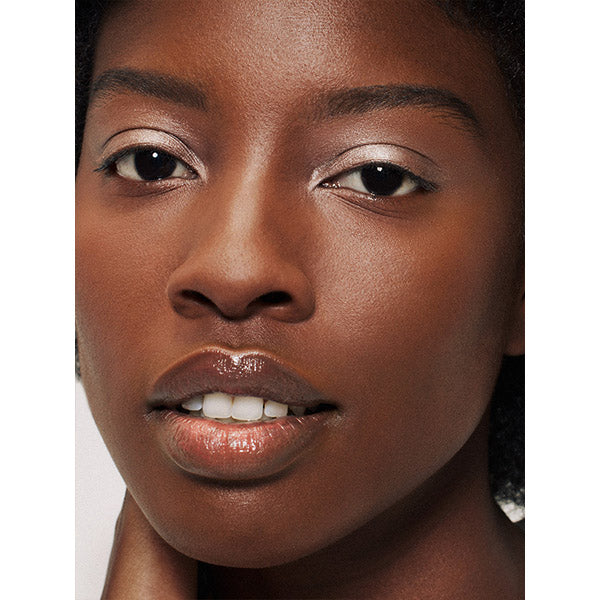 ILIA Beauty - Eye Stylus Shimmer Shadow Stick - Model 3